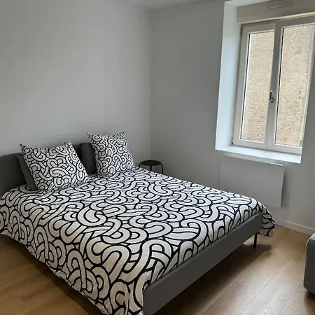 Vii - Standing Apartment